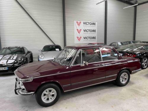 BMW-2002-Tii-Bordeaux-13