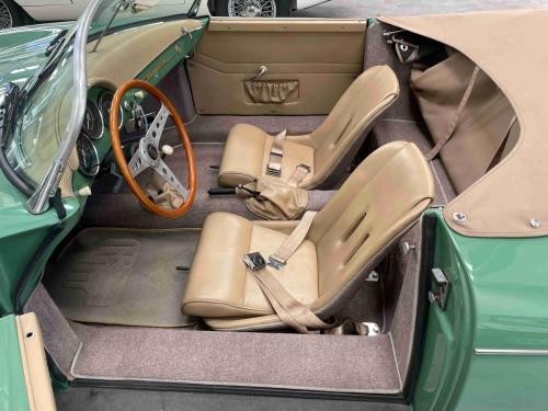 PORSCHE-VW-Speedster-Replica-10