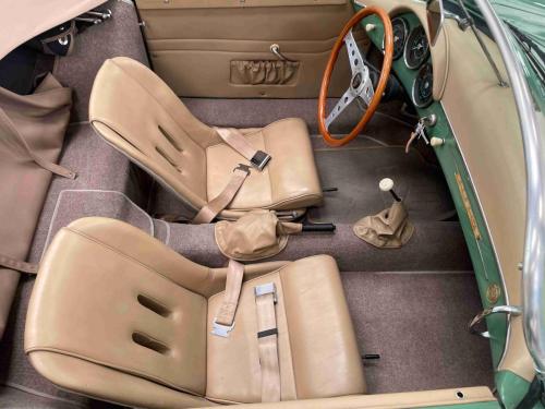 PORSCHE-VW-Speedster-Replica-14