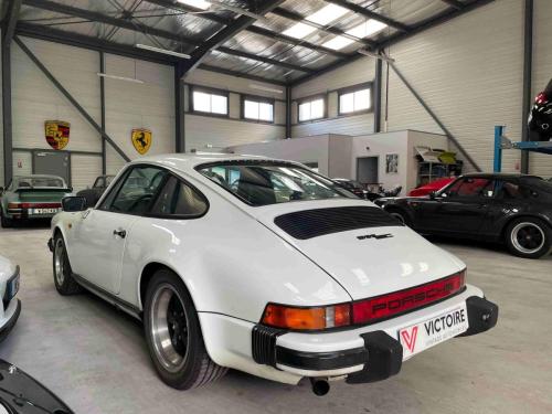 Porsche 911 SC Blanc 204 (21)