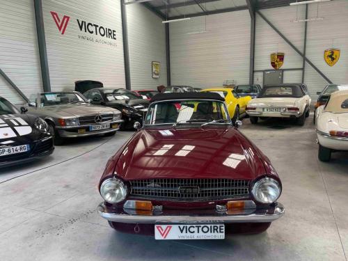 Triumph TR6 PI Bordeaux (4)